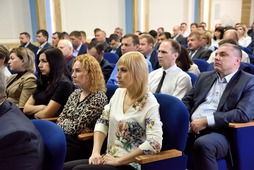 Сотрудники ООО «Газпром трансгаз Волгоград» на совещании «День производственной безопасности»