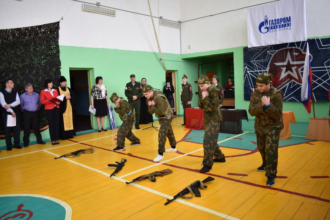 Воспитанники местных военно-патриотических клубов продемонстрировали свои умения в боевых искусствах