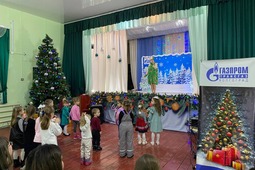 Новогодняя елка при поддержке ООО «Газпром трансгаз Волгоград» прошла в сельском Доме культуры