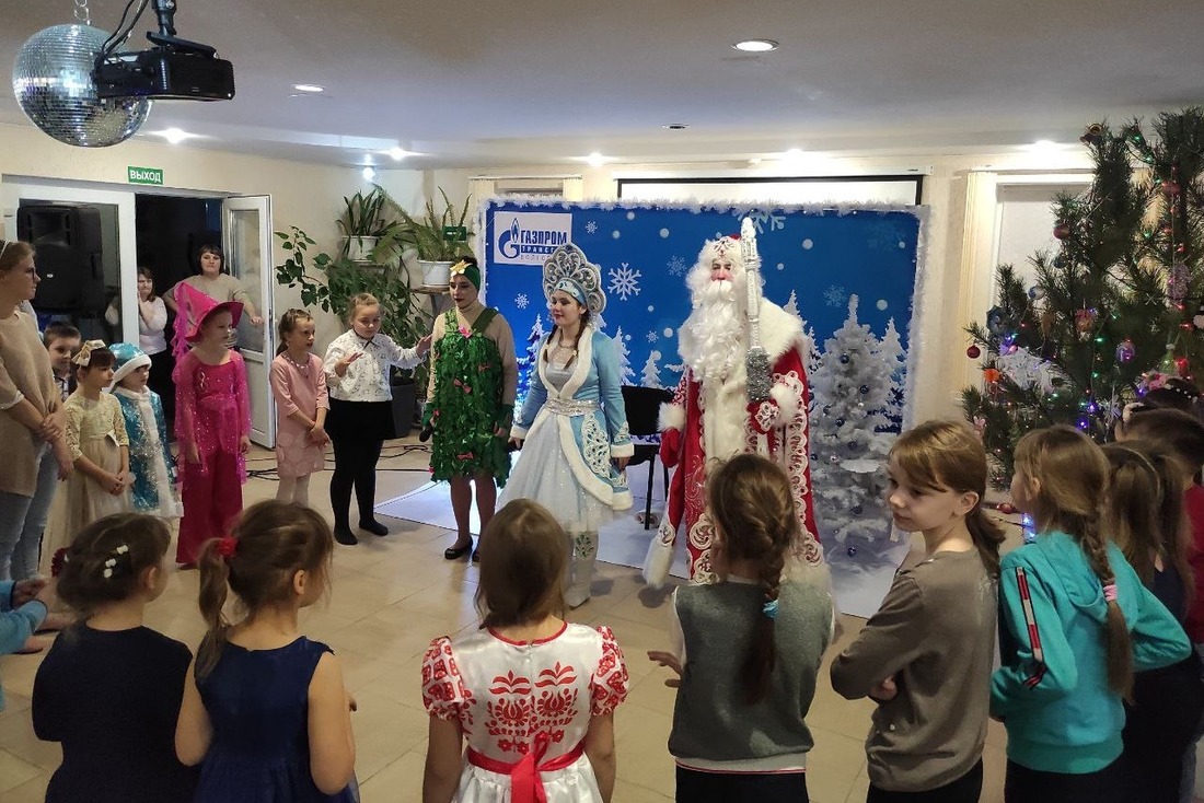 В новогодней елке от ООО «Газпром трансгаз Волгоград» приняли участие 60 детей станицы Усть-Бузулук