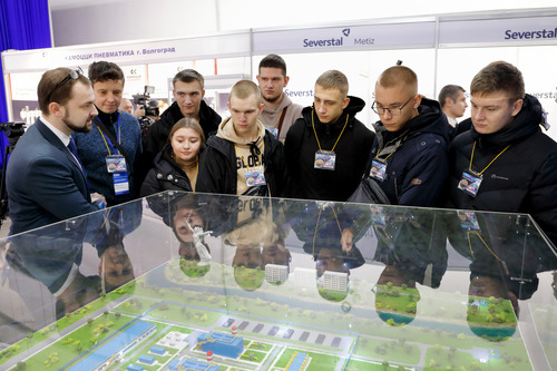 Стенд компании «Газпром трансгаз Волгоград» пользовался большой популярностью у всех посетителей выставки, особенно у студентов и молодежи