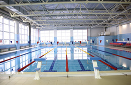 Плавательный бассейн (шесть дорожек, длина 25 метров, глубина два метра)