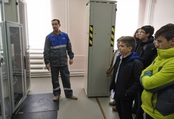 Экскурсия на территорию Коробковской промплощадки в Котовском районе Волгоградской области вызвала у школьников большой интерес
