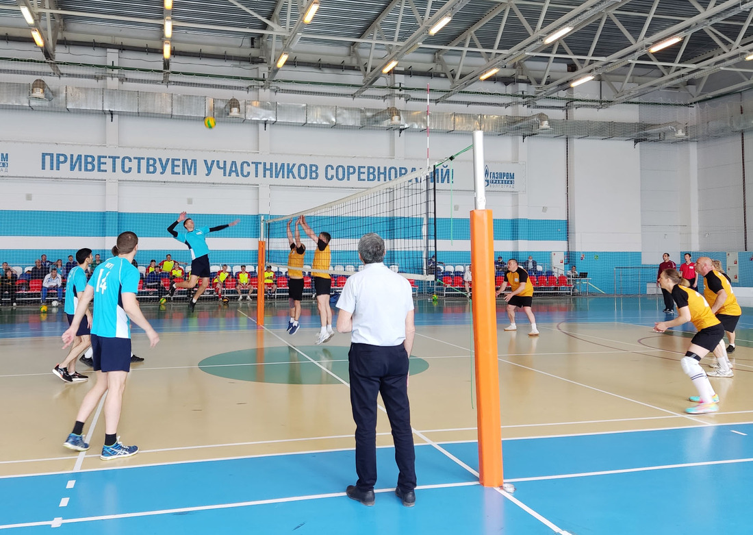 Финальный волейбольный матч команд Инженерно-технического центра и Калачеевского ЛПУМГ