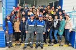 В экскурсии на Коробковскую промплощадку приняли участие 40 школьников (Котовский район Волгоградской области)