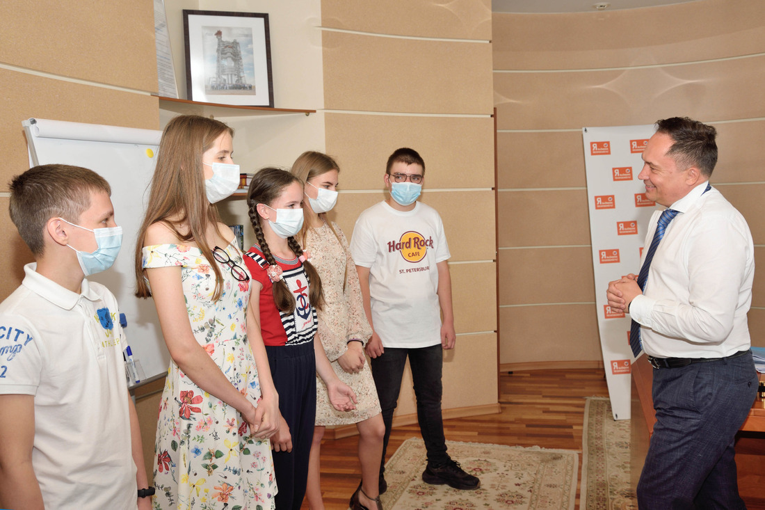 Генеральный директор Юрий Марамыгин пообщался с детьми работников Общества