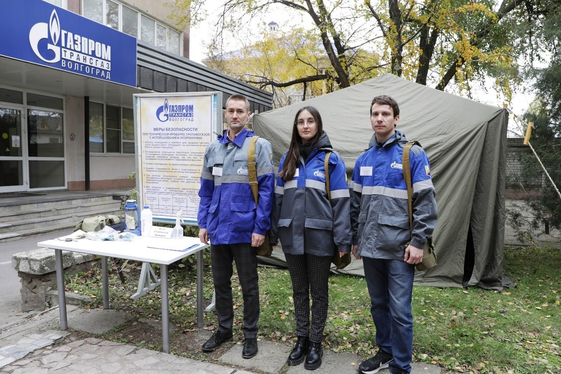 В рамках мероприятия на территории Инженерно-технического центра отработаны действия по защите персонала от загазованности