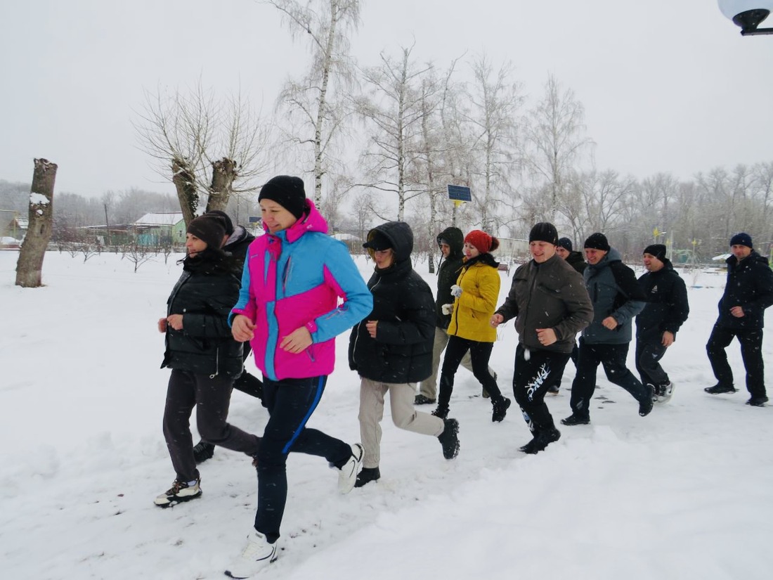 Работников Калачеевского ЛПУМГ не испугал снегопад