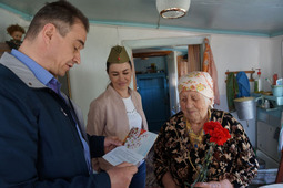 В гостях у труженика тыла Горбачевой Таисии Андреевны (Жирновское ЛПУМГ)